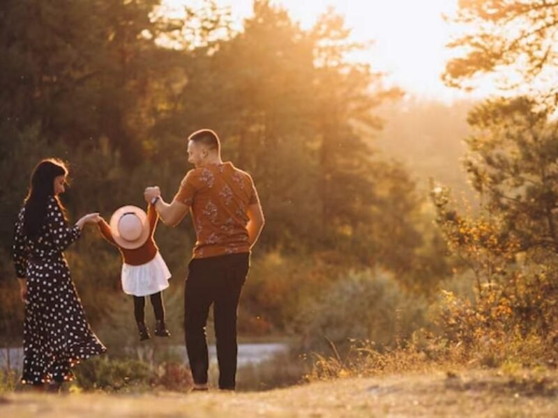Strengthening Family Bonds: Practical Tips for Meaningful Connections